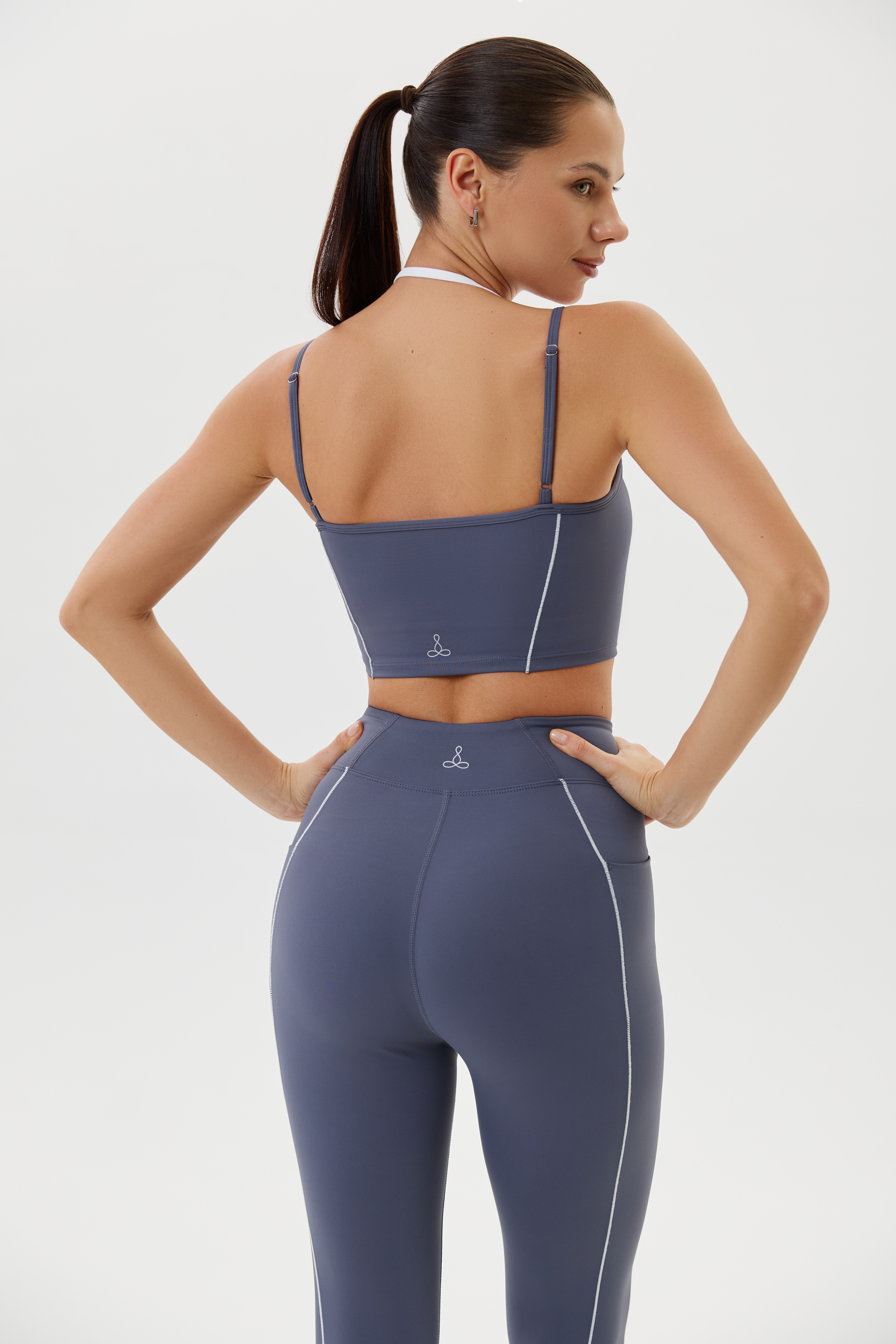 Топ спортивный с двойными бретельками (Серый, S)