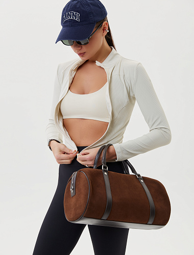 Топ спортивный на тонких бретельках picture-4409